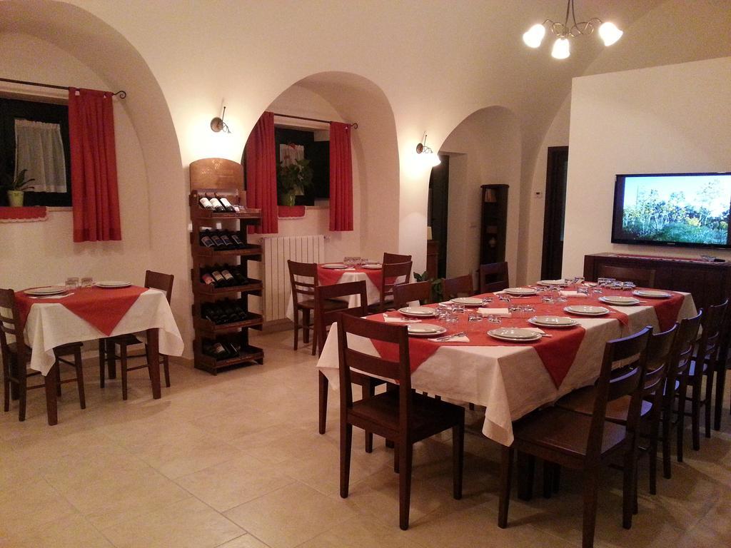 La Ferula Bed&Pool Villa Santeramo in Colle Exterior photo
